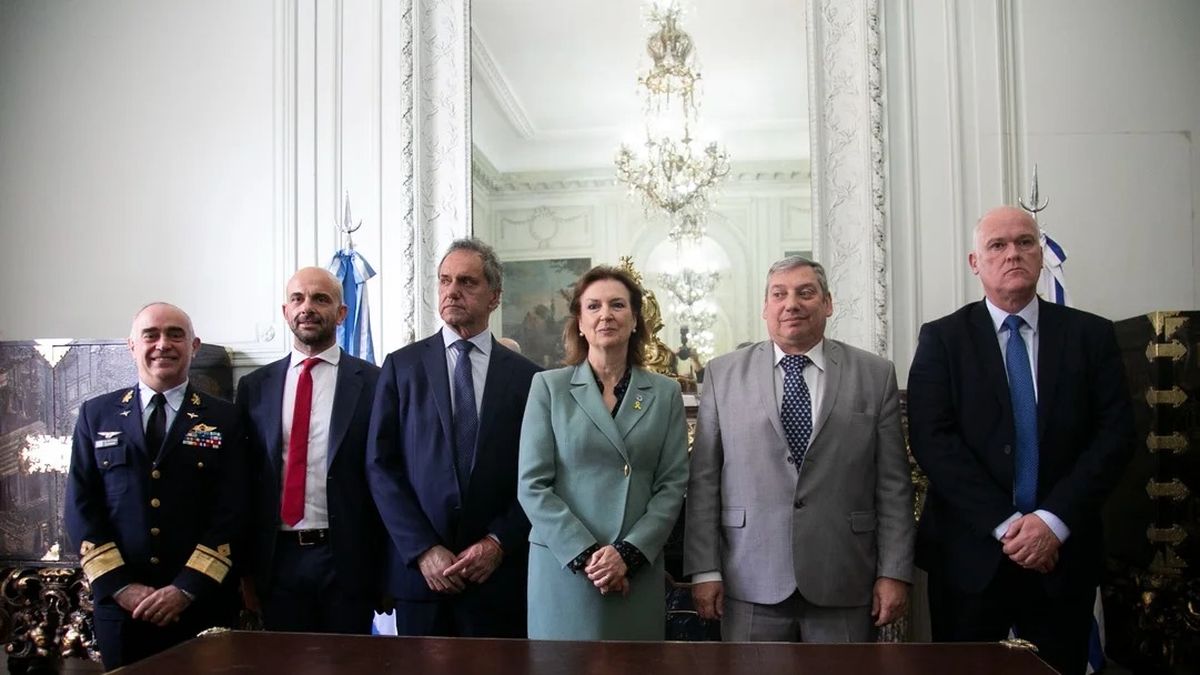 Argentina Y Uruguay Avanzan En Su Pol Tica De Cielos Abiertos Y Buscan