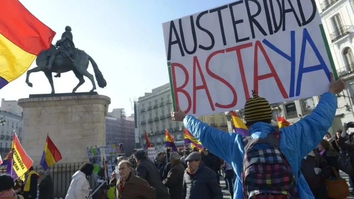 Miles De Personas Se Manifiestan En Espa A