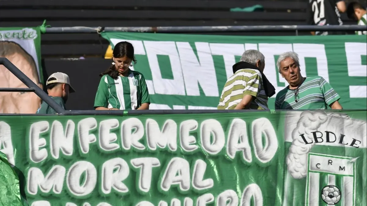 A qué hora juega Racing vs Cerro Largo este jueves por la Copa