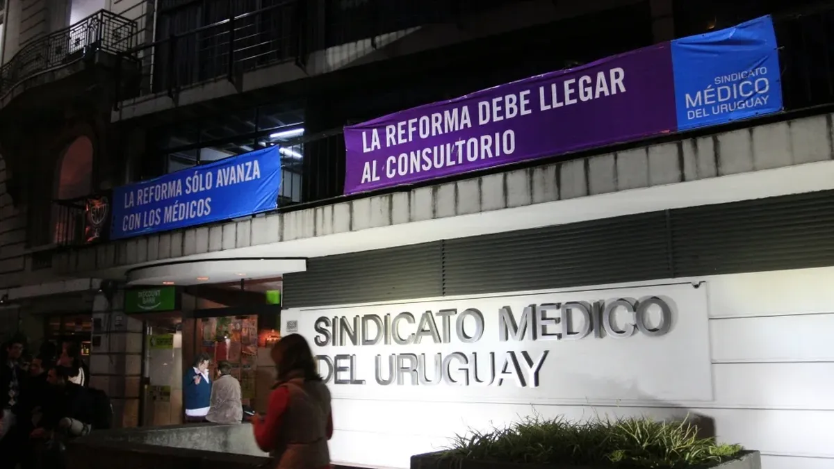 Sindicato Medico reclama cargos más atractivos para residentes al interior