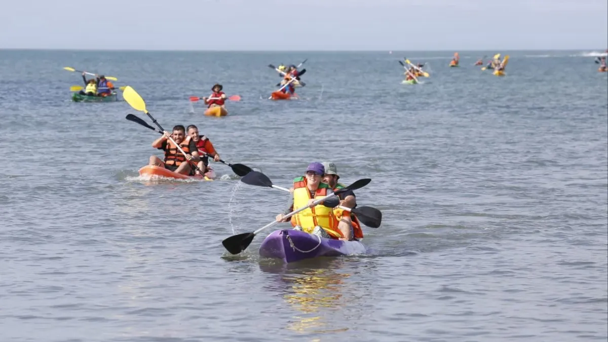 Con récord de inscriptos comenzó la temporada con la travesía en kayak