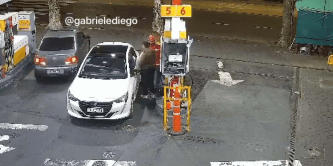 Así fue el choque que protagonizó Pity Álvarez