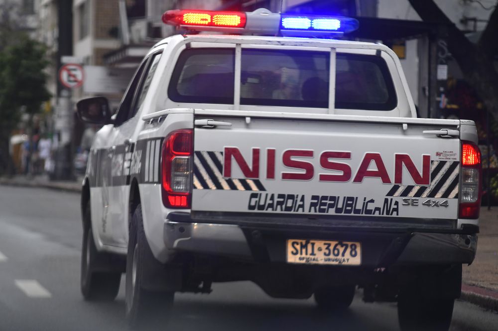 Patrullero, policía, policías, ministerio del interior.