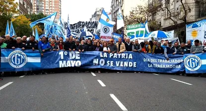 Los sindicatos volverán a marchar en mayo contra la ley bases y el Pacto de Mayo