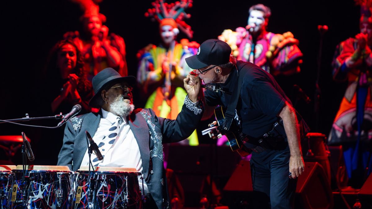 En fotos: Ruben Rada, León Gieco y Agarrate Catalina pusieron de pie al Teatro de Verano con Terapia de Murga y sembraron homenajes