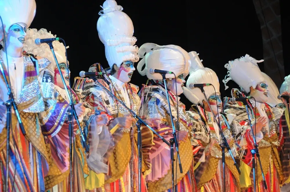 Diablos Verdes en su debut en el Teatro de Verano