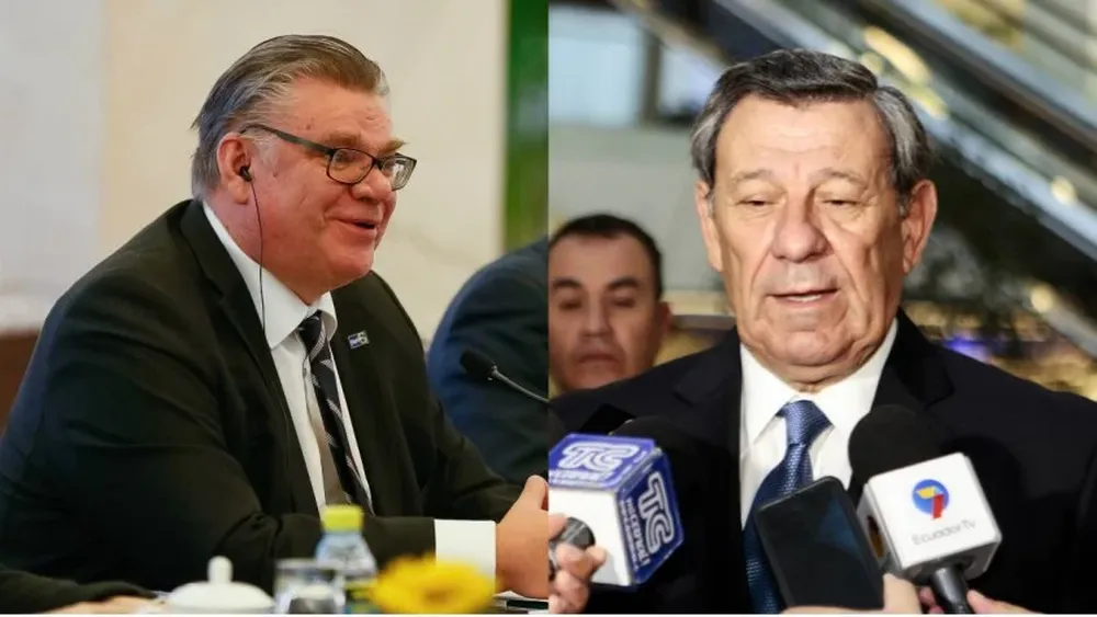 Timo Soini y Rodolfo Nin Novoa
