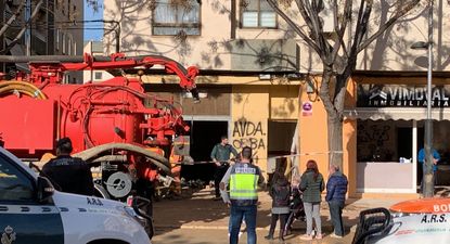 Imagen del edificio de Benetússer (Valencia) donde se ha derrumbadp la escalera en un garaje, dejando un muerto y un herido.