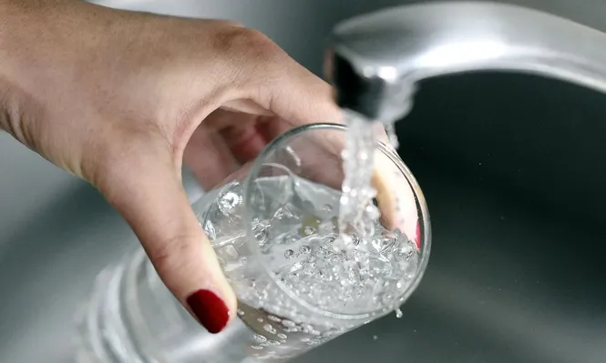 OSE anunció cortes de agua en Montevideo.