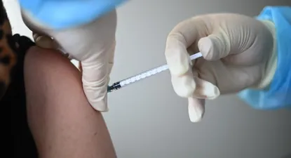 Pfizer aplasta el covid en Israel, Coronavac disminuye los casos graves
