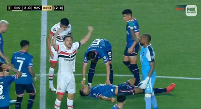 El momento en el que Izquierdo se desploma y los jugadores de Nacional y San Pablo piden ayuda