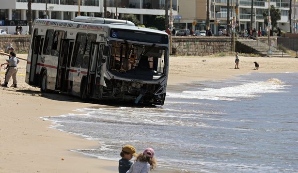Así quedó el ómnibus de Cutcsa accidentado el pasado 26 de octubre. Archivo