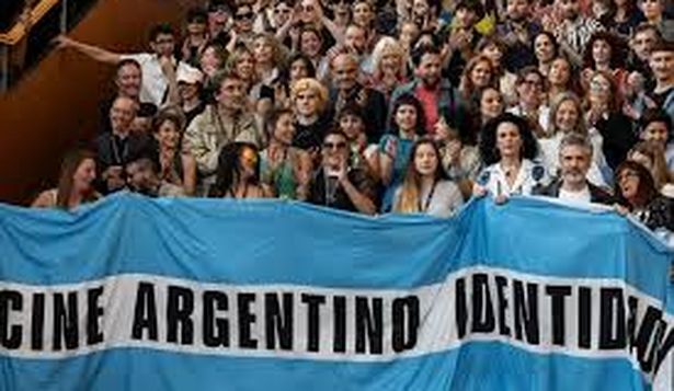 Reclamo de cineastas y artistas en el Festival de San Sebastián.