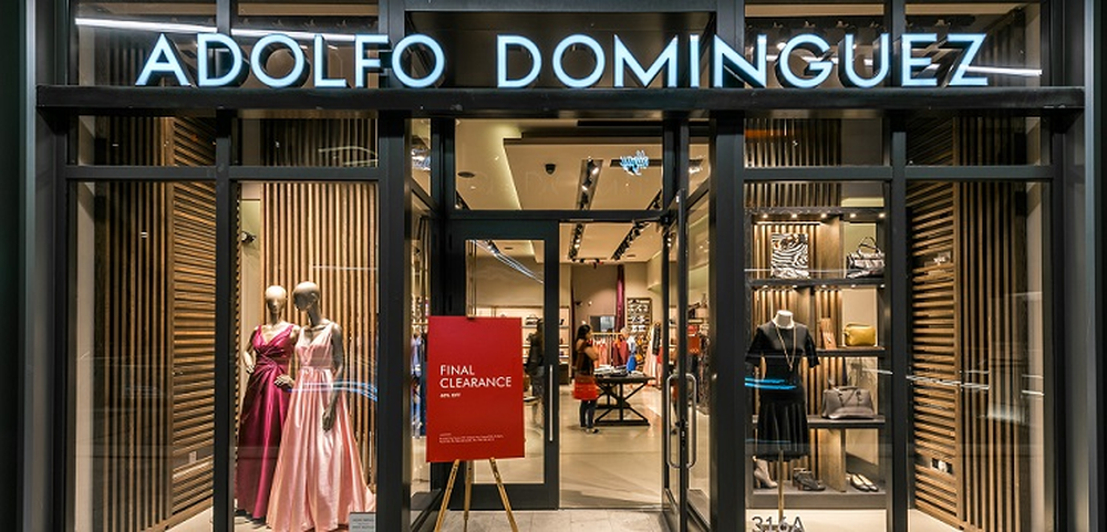Una de las tiendas de la marca de moda Adolfo Domínguez en España.