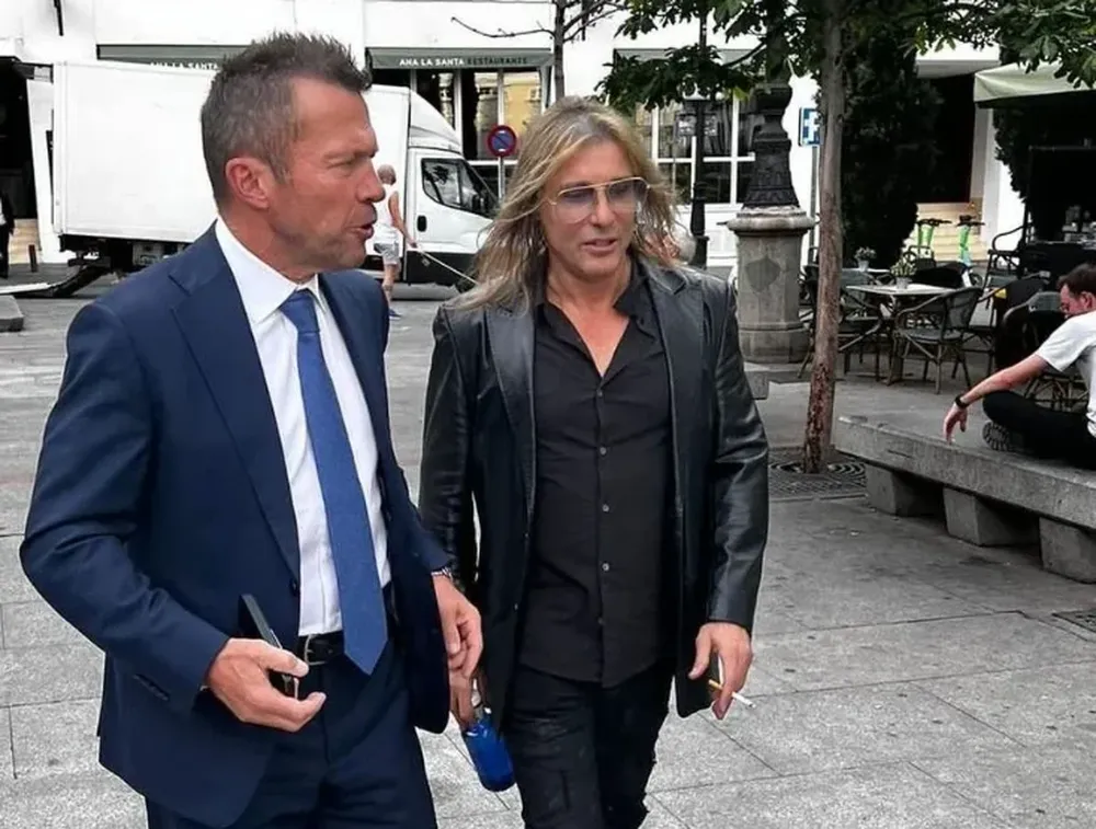 Claudio Caniggia y su abogado.
