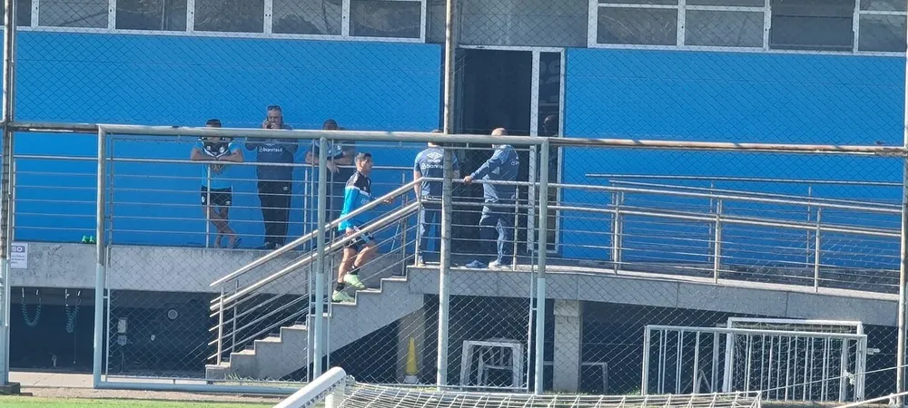 Suárez abandonó el entrenamiento