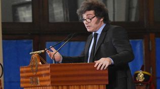 Javier Milei habló en la Bolsa de Comercio y le advirtió duramente al Congreso por el superávit fiscal