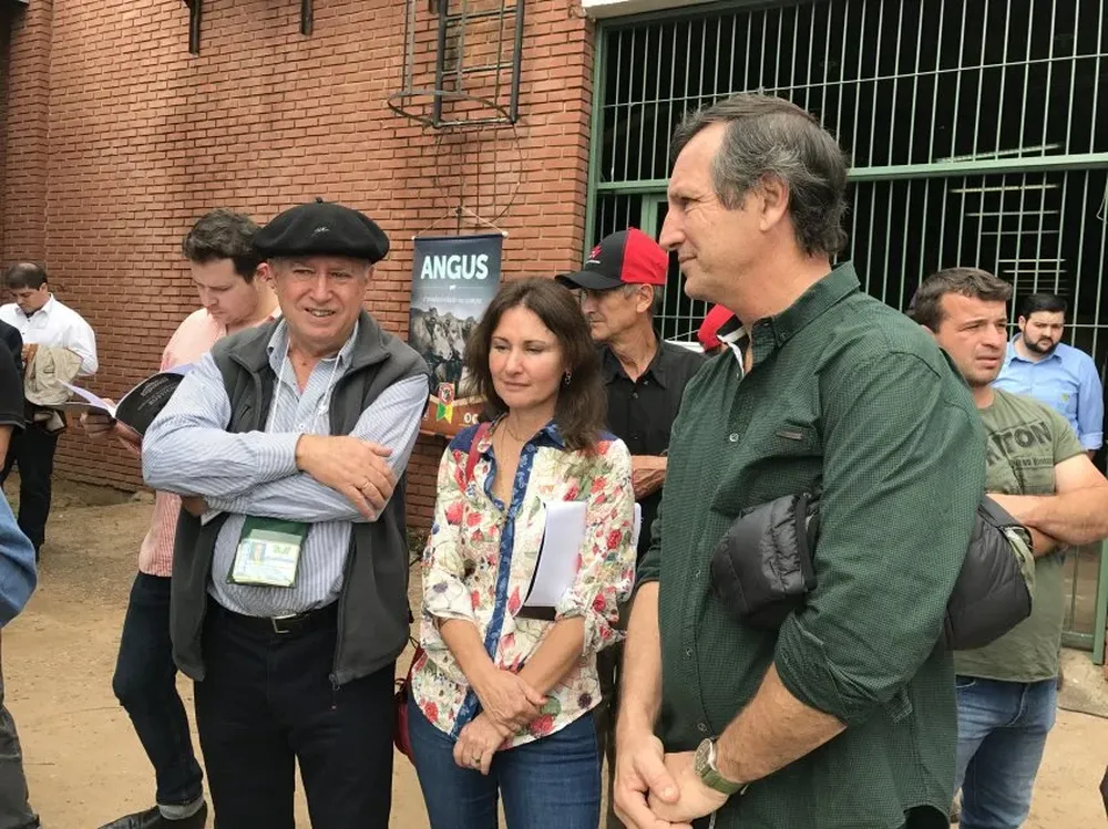 Claudino Ferreira, María Mattos y Carlos Guinovart.