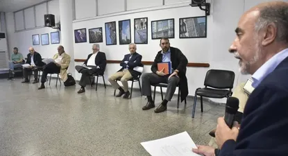 Gobierno tiene aval de empresarios y trabajadores para postergar ronda salarial