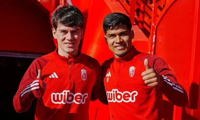 Facundo Pellistri y Matías Arezo