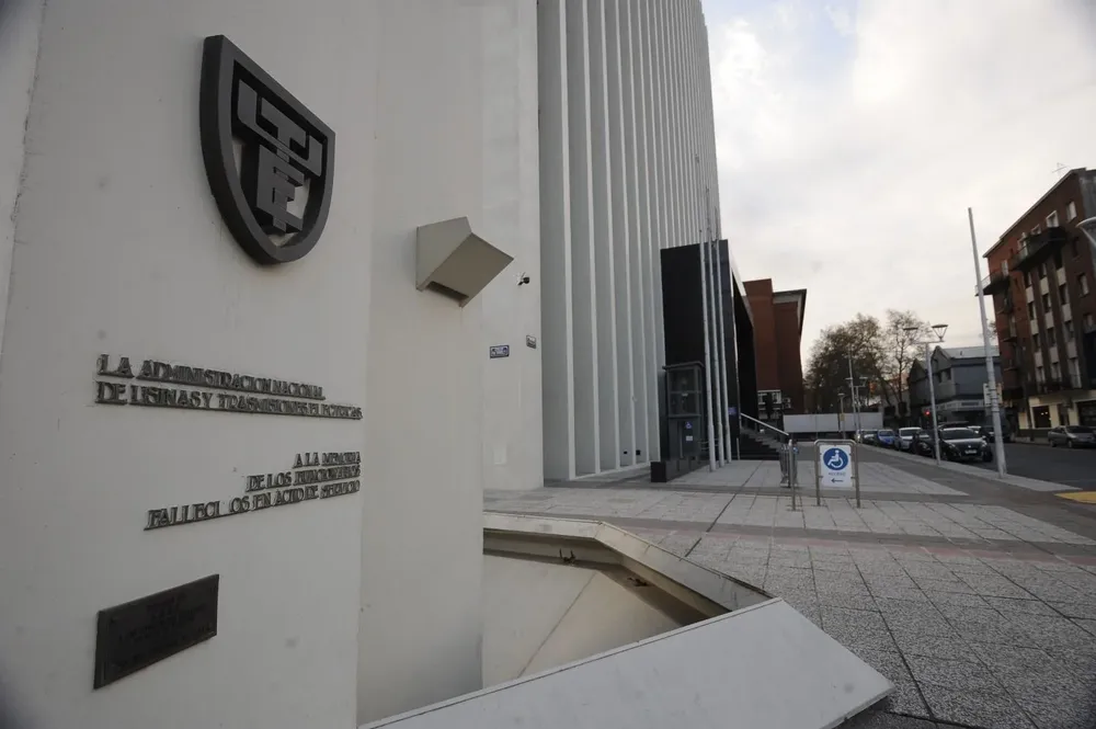 Edificio sede de UTE.