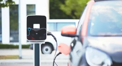 Vehículos eléctricos: ¿Cuántos se vendieron por día en el primer trimestre?