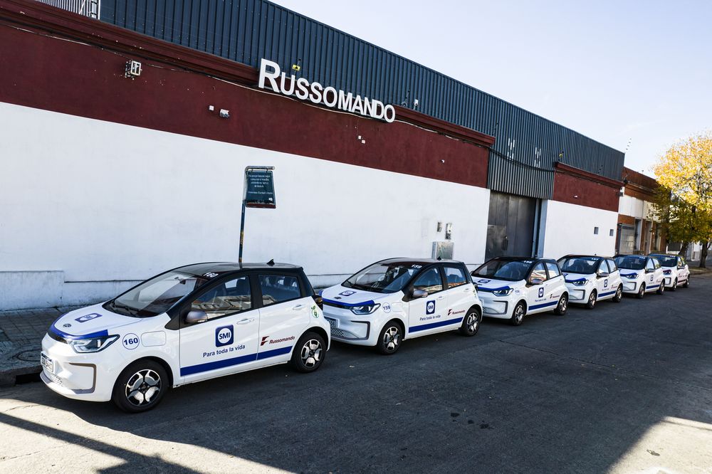 Flota de autos eléctricos para SMI