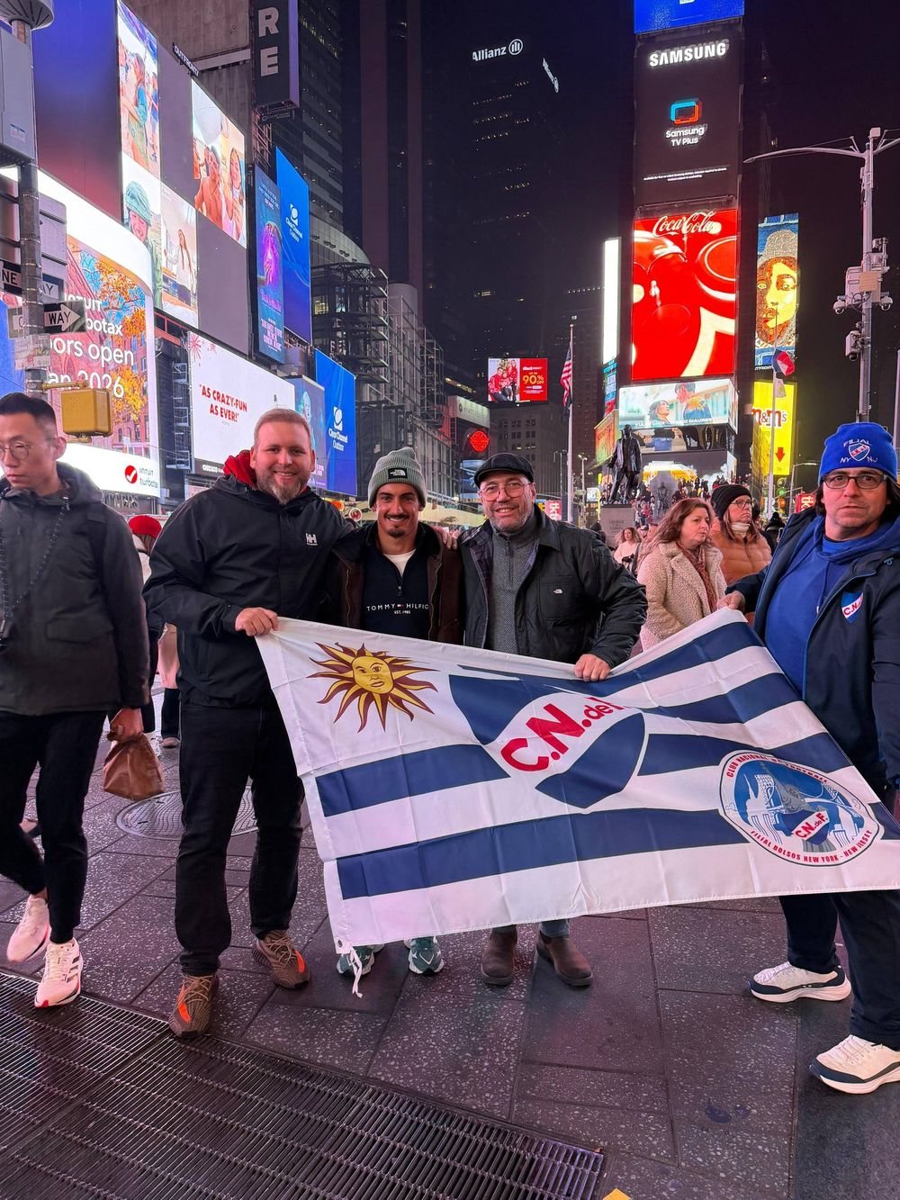 Lucas Rodríguez con la Filial Bolsos de Nueva York y Nueva Jersey&nbsp;