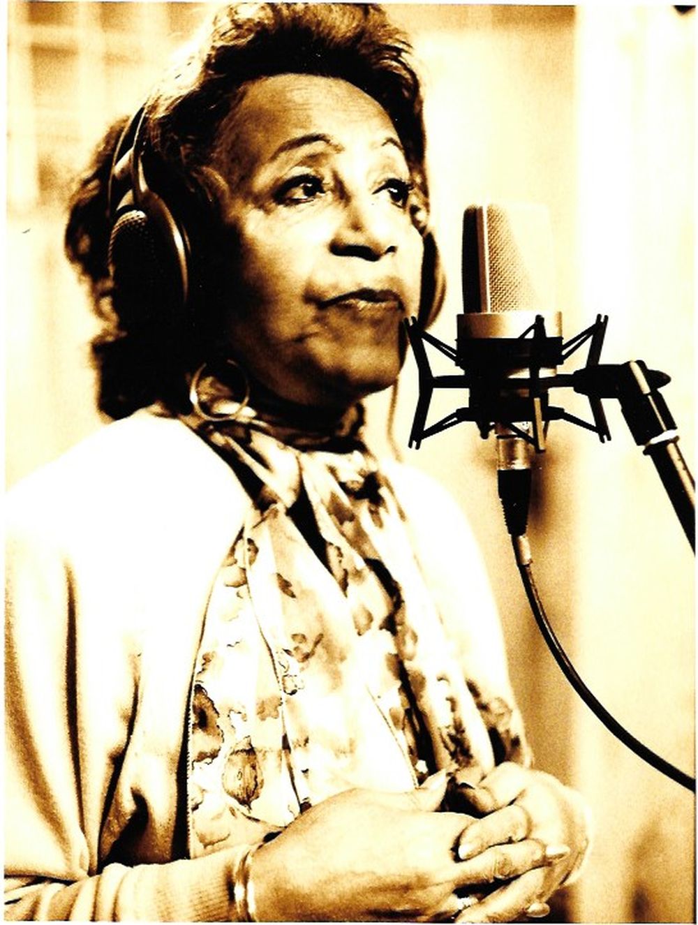 Lágrima Ríos grabando En el Sena, en Francia (2002)