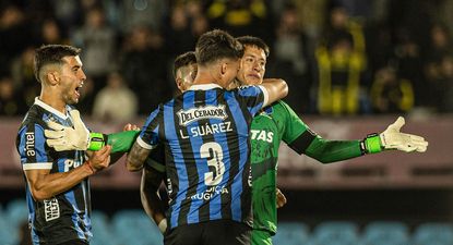 Sebastián Lentinelly en la semifinal Liverpool vs Peñarol