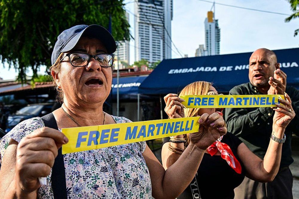 Martinelli sostiene que sus problemas judiciales solo buscan impedirle presentarse a la presidencia.