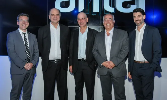 Jorge Suarez, Andrés Tolosa, Daniel Fuentes, Oscar Zagarzazu y Marcelo Abreu