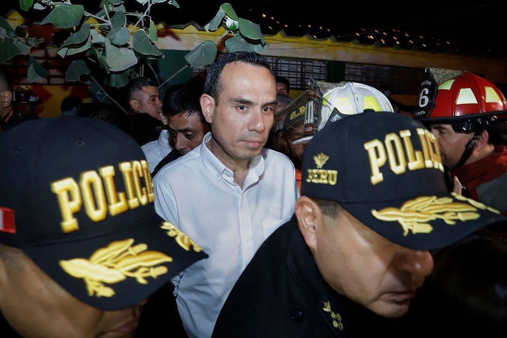 El nuevo presidente de Perú, José Jerí, ha prometido una "guerra contra el crimen".