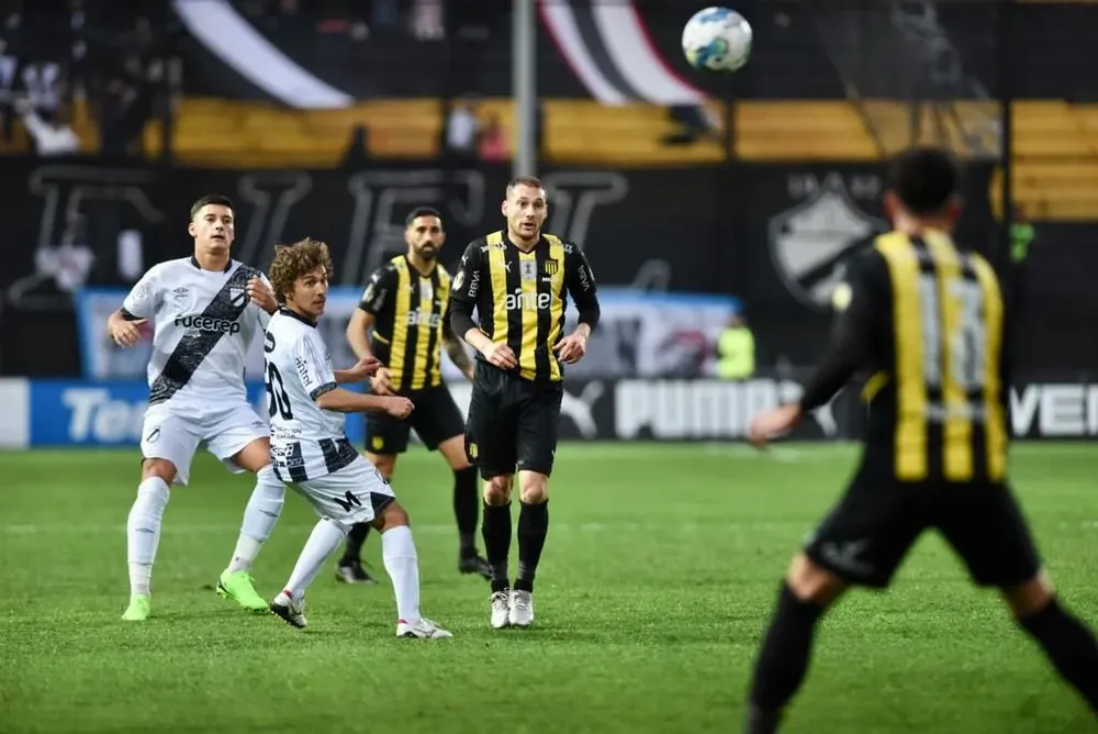 Sebastián Cristóforo de Peñarol, en el partido ante Danubio