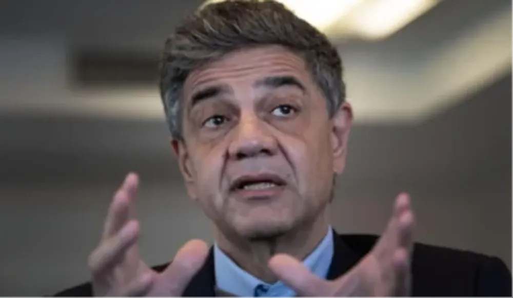 Jorge Macri anunció una ayuda escolar y ya hay más de 100 mil alumnos inscriptos