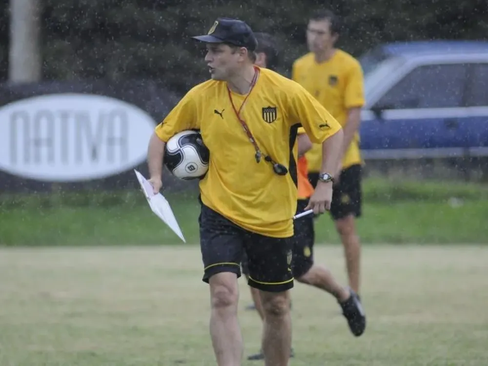 Diego Aguirre vuelve a Los Aromos