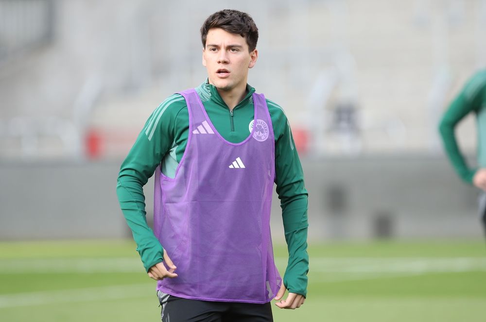 Diego Alonso convocó a Facundo Pellistri para su primer partido en Panathinaikos este jueves, a 24 horas de llegar a su nuevo club