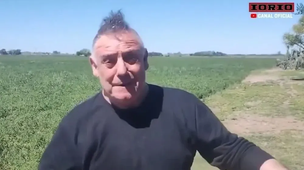 Los últimos videos del exintegrante de Almafuerte y V8.