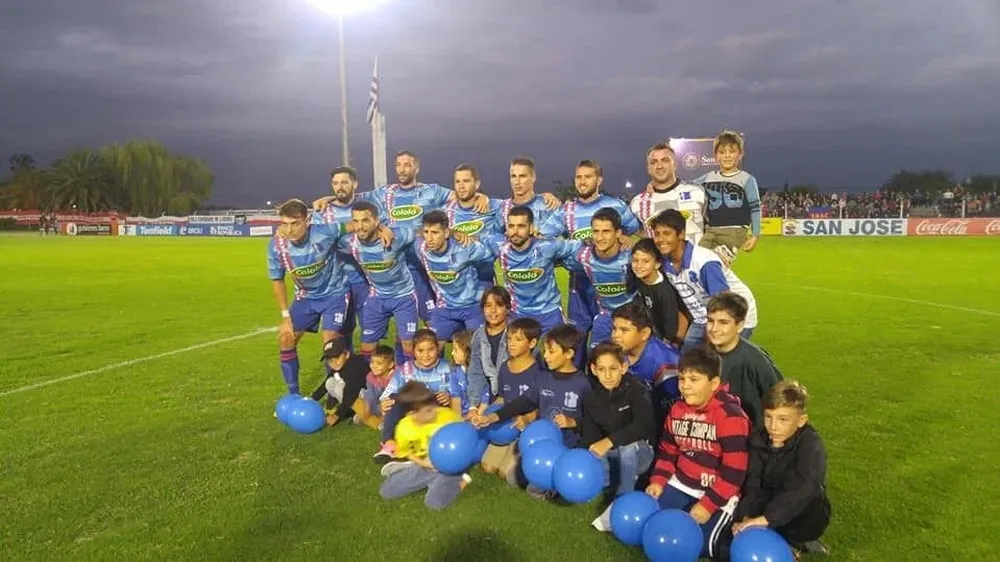 El equipo de Ecilda Paullier