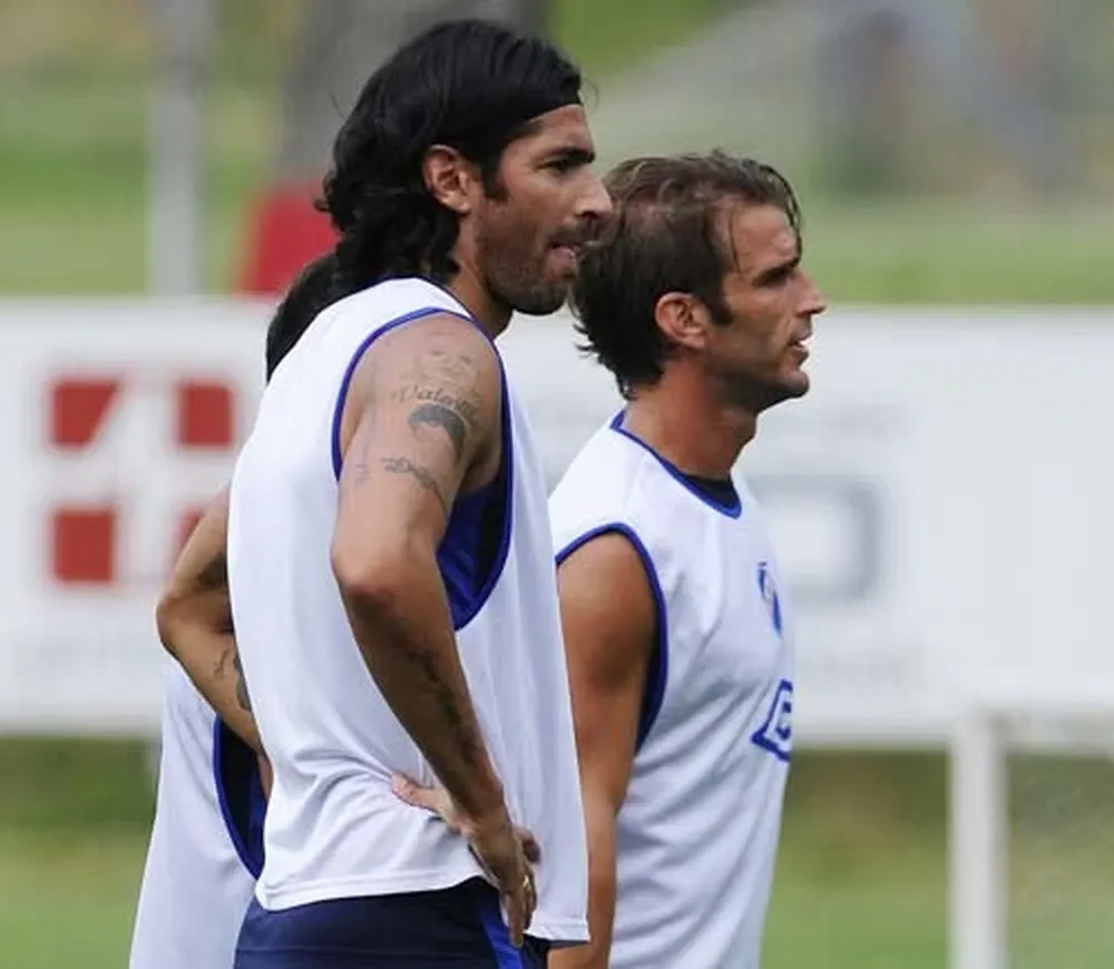 Sebastián Abreu e Iván Alonso.