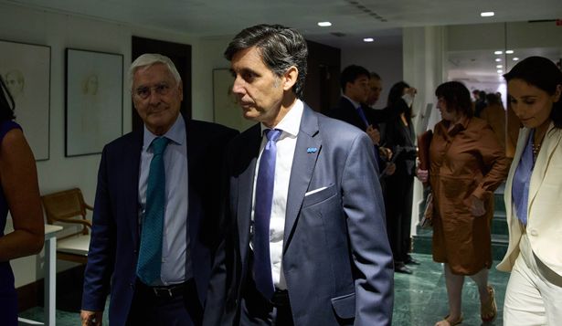 Álvarez-Pallete deja el cargo en Telefónica.
