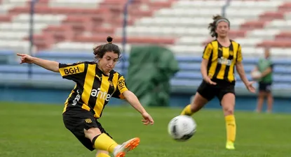 Lourdes Viana, la delantera de Peñarol que sueña con ser la diez del quinquenio