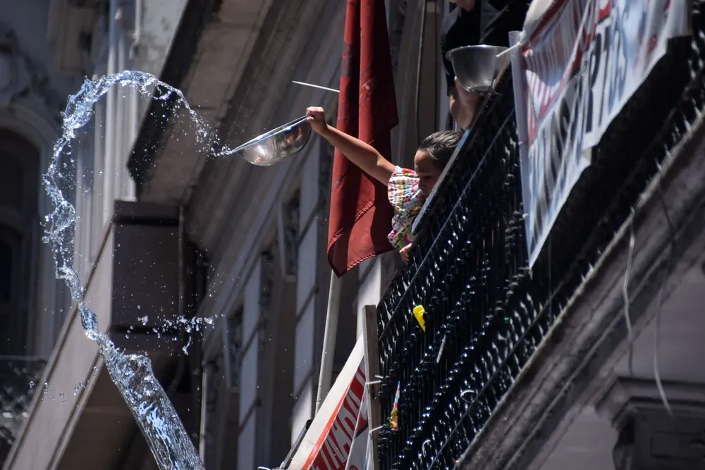 Archivo, 2021. Guerra de agua en Fin de Año de 2021