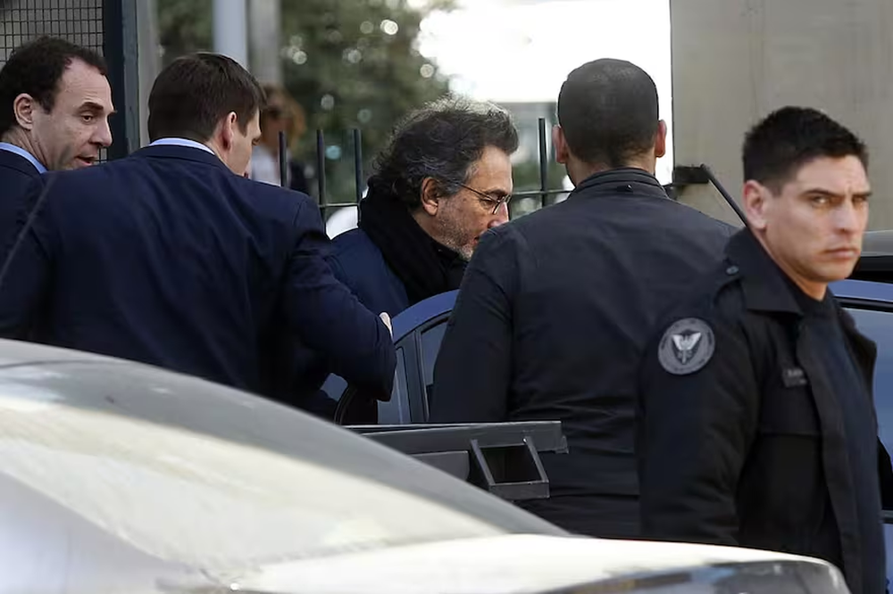 Caso Cuadernos: Ángelo Calcaterra cuando salió de declarar en Comodoro Py.&nbsp;