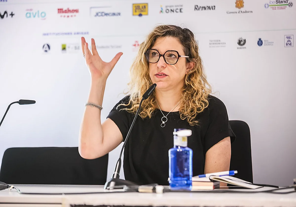 Ariana Harwicz, escritor argentina residente en Francia y cancelada en el Festival de Literatura de Granada Cultur Alh.