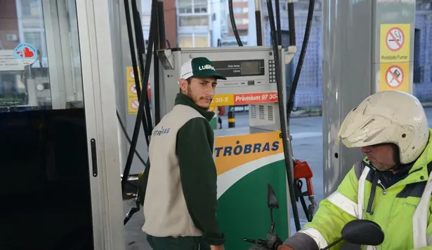 El ajuste de las tarifas públicas rondará el 10% y analizan aumento menor para el gasoil