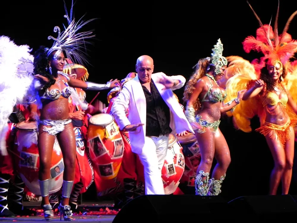 Julio Sosa cautivó con Tronar de Tambores