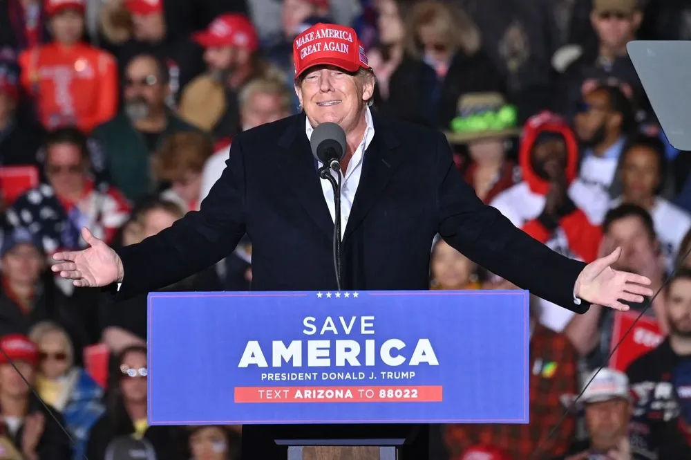 El expresidente estadounidense Donald Trump en un evento en Arizona