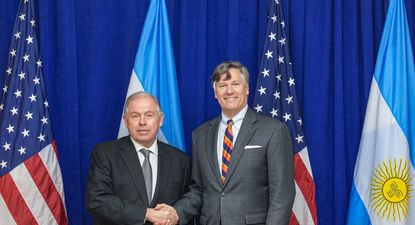 Werthein y el subsecretario de Estado americano apuntaron al crecimiento económico y a la seguridad