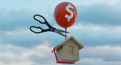 Con el precio de la vivienda en constante aumento, la regulación de los alquileres temporales con fines turísticos busca liberar oferta de inmuebles que al volcarse a un mercado de demanda insatisfecha deberían ayudar a quitar presión a los precios. Pero no es tan fácil corregir este desequilibrio.&nbsp;&nbsp;